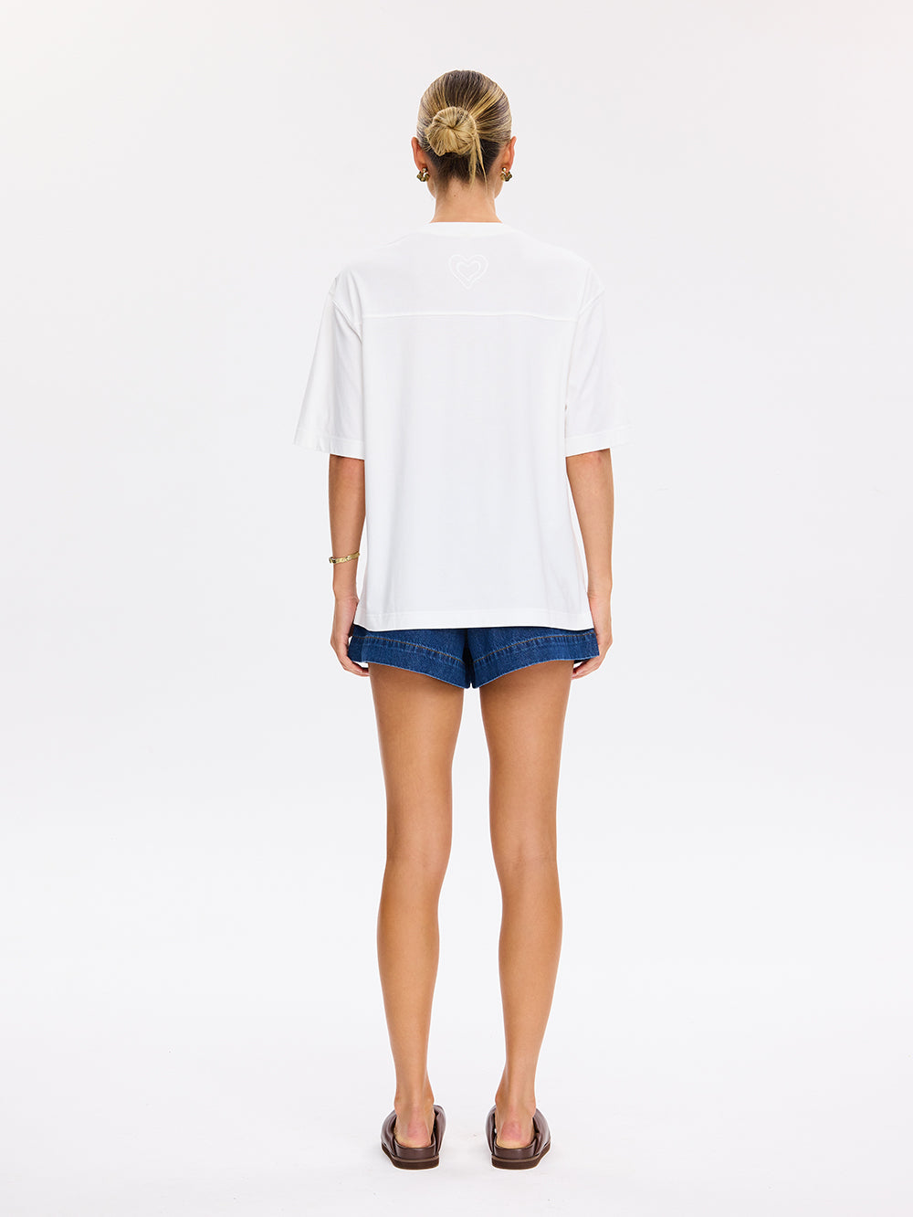 Amore Tee