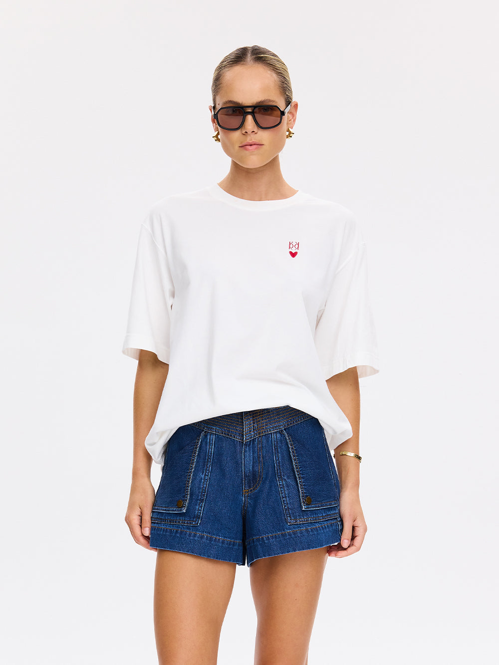 Amore Tee