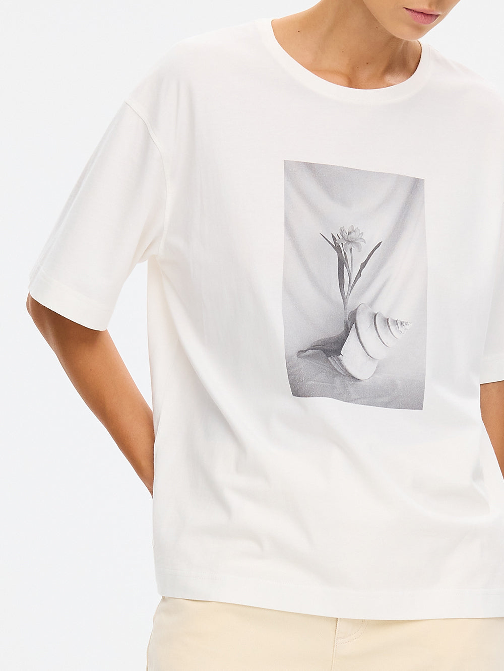 Mira Oversized Tee